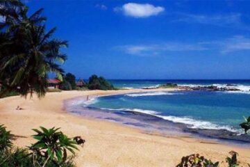 srilanka en grupo con playa_trincomalee